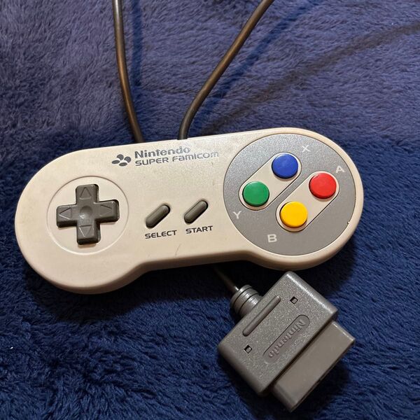 スーパーファミコン コントローラー ジャンク品 難あり 割れあり ネジ穴潰れ
