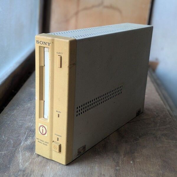 レトロPC MOドライブ SONY RMO-S330 MO DISK UNIT SCSI ジャンク扱い レトロPCパーツ 外付け