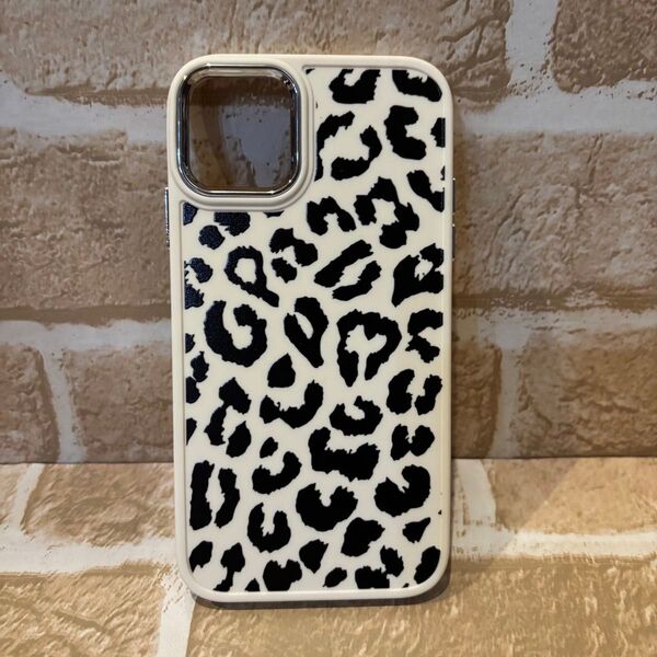 iPhone11ケース ヒョウ柄【新品未使用】
