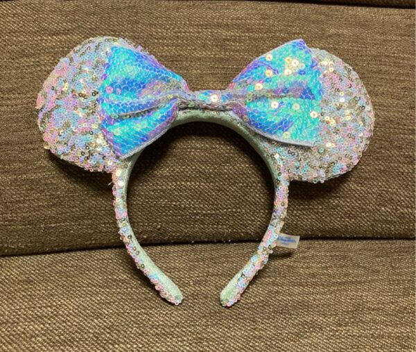ディズニー ミニー カチューシャ スパンコール 水色 オーロラ