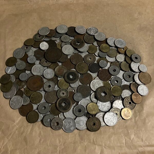 旧貨幣 古銭まとめ200枚超 3-27