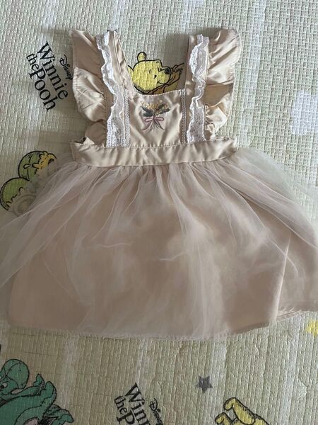 女の子 チュールワンピース プーさん 刺繍 フリル レース ベージュ 80