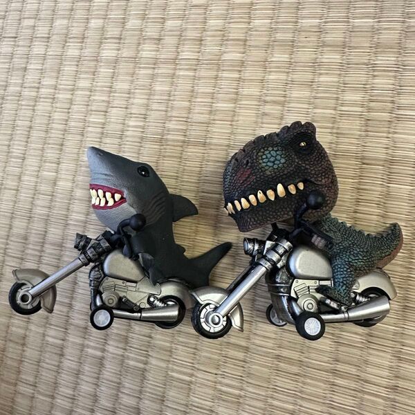 アニマルライダー 動物 フィギュア バイク サメ 恐竜 ティラノサウルス