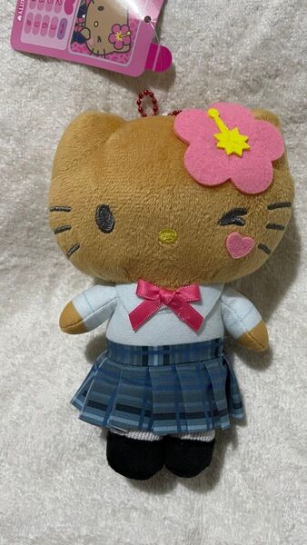 新品タグ付き サンリオ キャラクターズ マスコットポーチ チャーム ぬいぐるみストラップ ギャル2 ハローキティ ブラウン