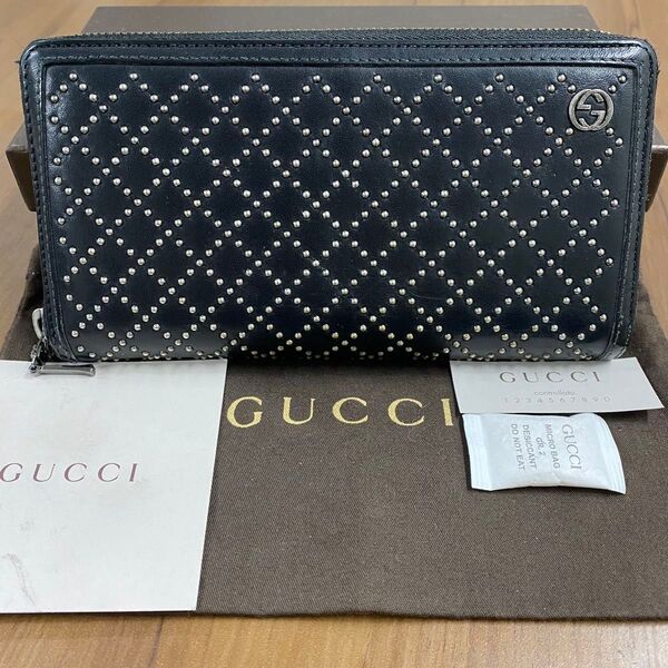 新品同様!グッチ GUCCI 財布 長財布 スタッズ ラウンドファスナー