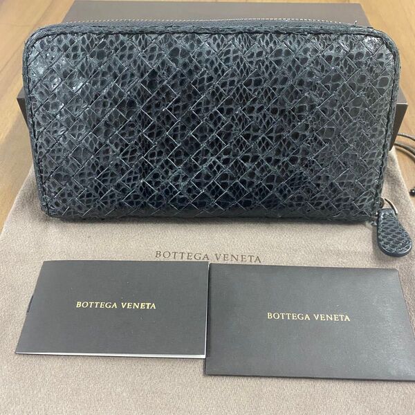 超美品!希少 ボッテガヴェネタ Bottega Veneta 財布 長財布 パイソン イントレチャート ラウンドファスナー