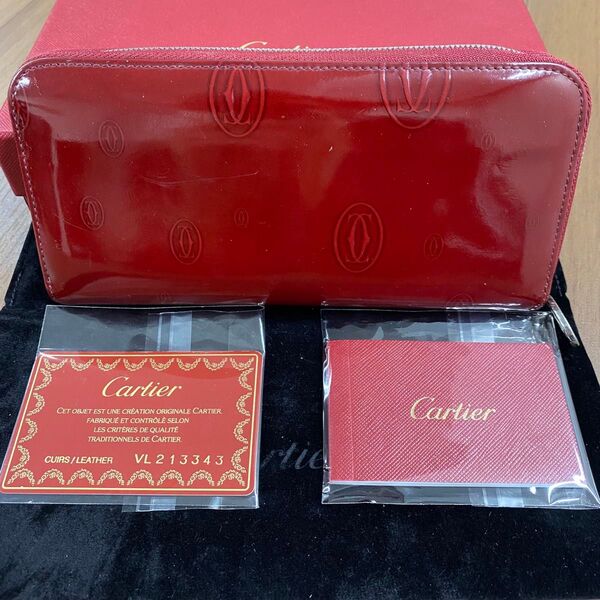 新品同様!カルティエ Cartier 財布 長財布 ハッピーバースデー ラウンドファスナー