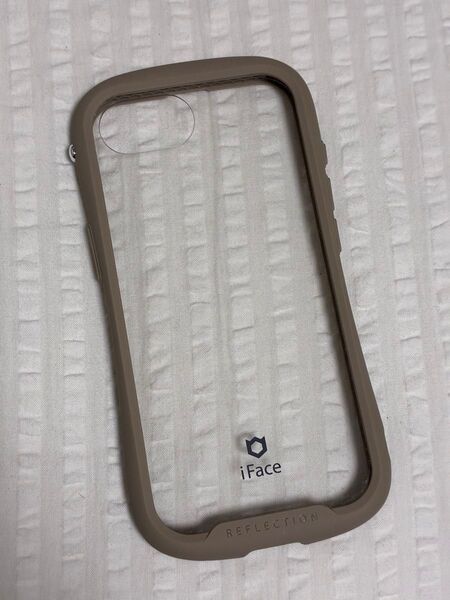 iFace Reflection iPhone16e ケース ベージュ