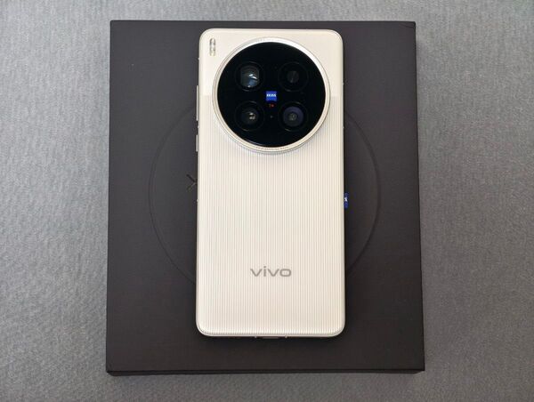 vivo X200 Ultra 256GB/12GB シルバーセット