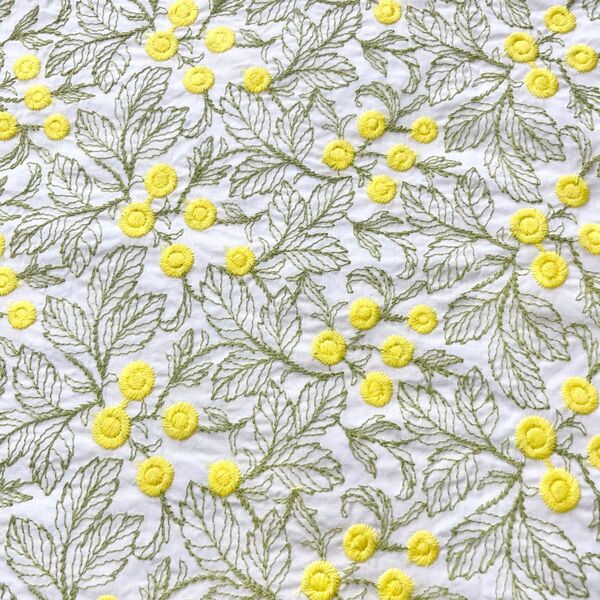 花柄コットンローン刺繍生地 ハギレ ライトベージュ イエロー×グリーン