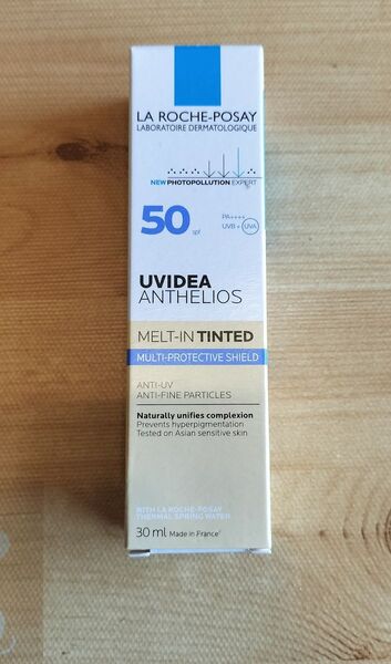 ラロッシュポゼ UVイデア XLティント- 日焼け止め乳液〈新品未使用〉30ml 箱あり