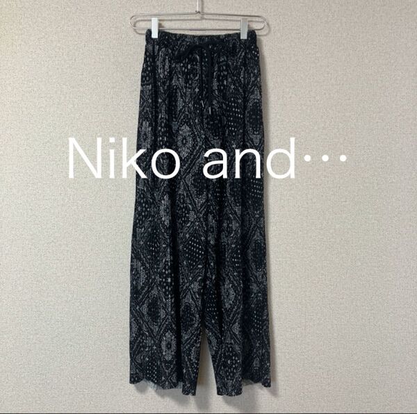 Niko and… ニコアンド パンツ 柄パンツ プリーツパンツ M