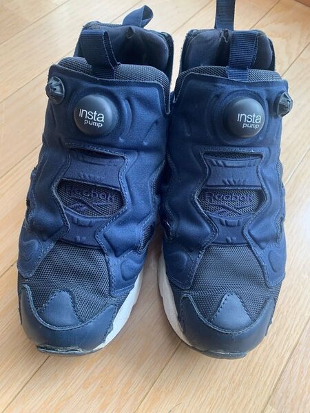 インスタポンプフューリー Reebok リーボックポンプフューリー
