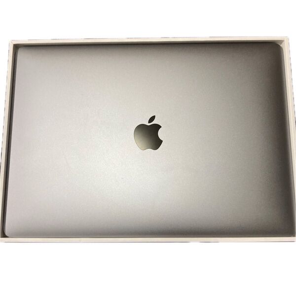 MacBook Air スペースグレイ 256GB M1、2020モデル