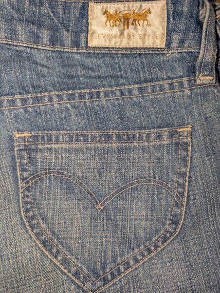 LEVI’S LADY STYLE ブーツカットデニムライトブルー27