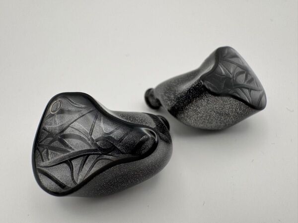 IO AUDIO VOLARE 1DD+4BA+4EST