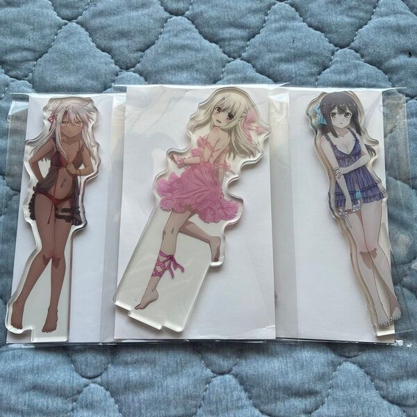 Fatekaleid liner プリズマイリヤ アクリルスタンド グッイリヤ 美遊 クロエ ルームウェア アクスタ 約15cm