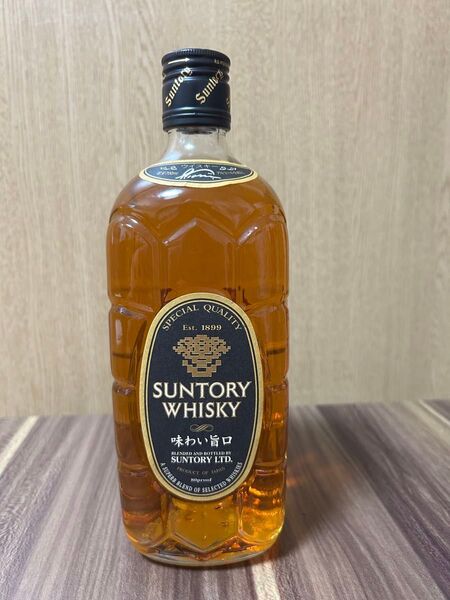 未開栓古酒 サントリー ウイスキー 角瓶 黒角 味わい旨口 700ml