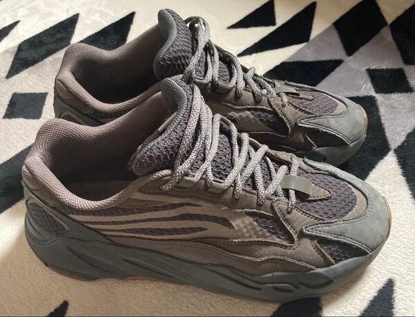 adidas YEEZY BOOST 700 V2 ジオード アディダス イージーブースト 700 V2 28.0cm