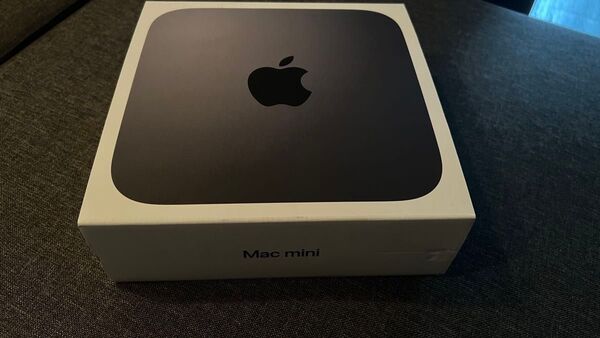 Mac mini 2018 Apple製