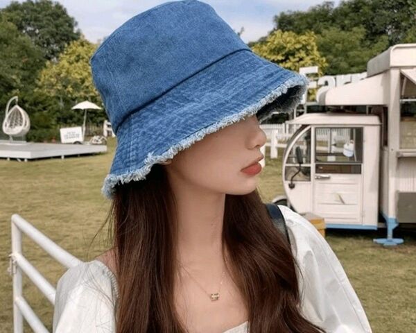 春夏に映えるヴィンテージ風デニムバケットハット レディース 帽子912,241
