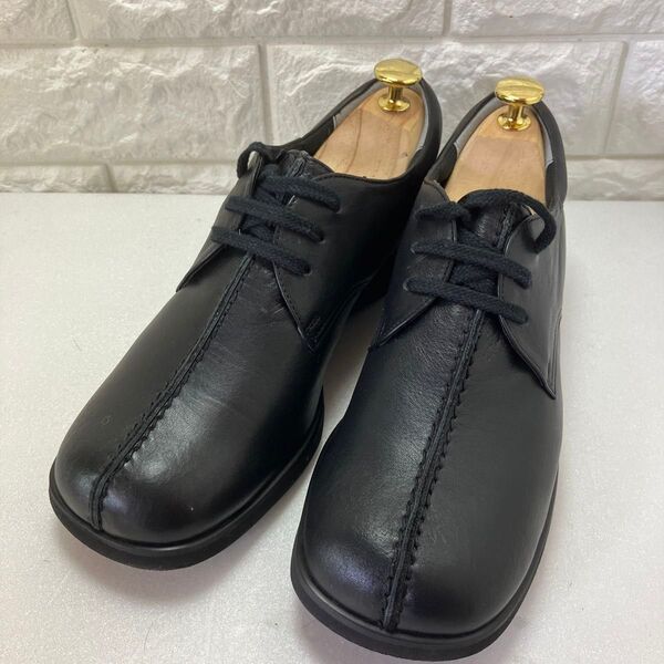 美品 卑弥呼(UMASHI)ウォーターマッサージ コンフォートシューズ 23.5㎝ ブラック