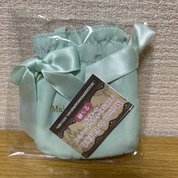 Maison de FLEUR ガチャ メゾンドフルール カプセルトイ トートバッグキーホルダー