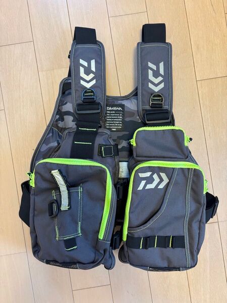 ダイワ フローティングベスト DAIWA ライフジャケット 釣り