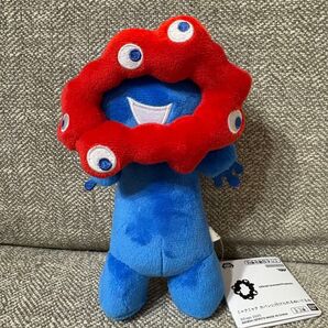 ミャクミャク カバンに付けられるぬいぐるみ
