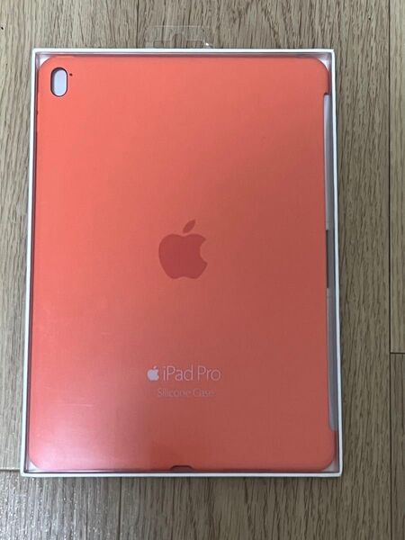 iPad Pro 9.7インチ シリコンケース アプリコット MM262FEA apple 純正品
