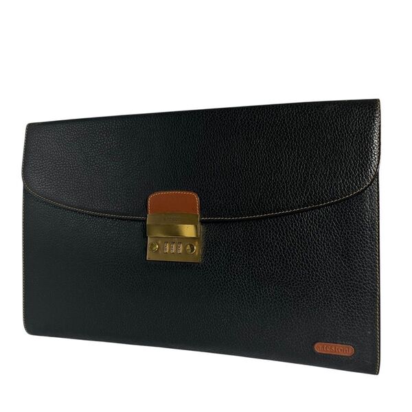 美品 a.testoni ブラックレザー クラッチバッグ A4