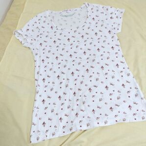 値下げ★ユニクロTシャツ ローラアシュレイ 小花柄Tシャツ Lサイズ