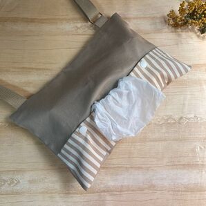 サコッシュティッシュ 保育士 介護士 ハンドメイド サコッシュ ショルダーバッグ ラテカラー シンプル