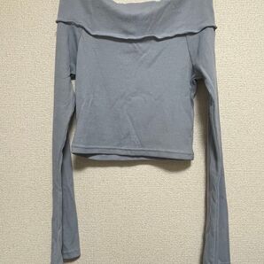 オフショルダー リブニットトップス ブルー