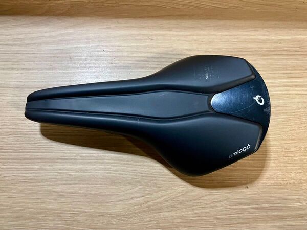 prologo プロロゴ NAGO R4 TIROX 137 ハードブラック サドル