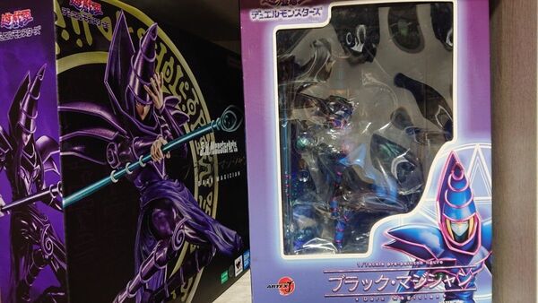 コトブキヤ ブラックマジシャンフィギュア S.H MonsterArtsブラックマジシャンフィギュア