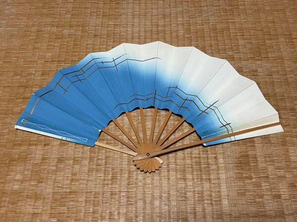 294. 早い物勝ち!舞扇子 日本舞踊 青と白のグラデーション 複数購入対応 割引対応あり
