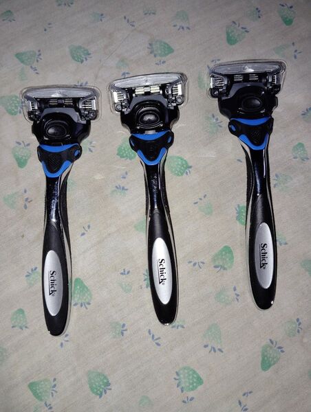 Schick ハイドロ5カスタムコンフォート 本体替刃 3個セット
