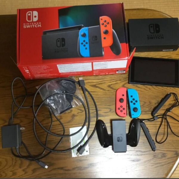 Nintendo Switch Joy-Con (L)ネオンブルー/(R)ネオンレッド 新モデル