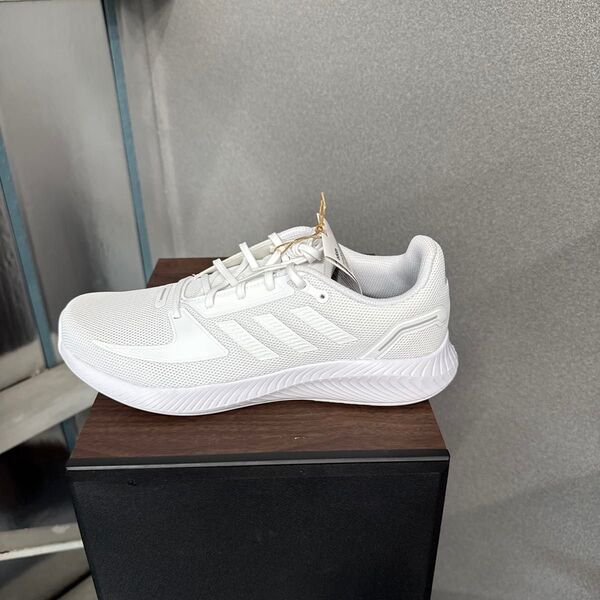 アディダスランキングシューズ GV9551 27.5cm