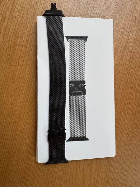 Apple Watch ブラックチタニウム ミラネーゼループ Mサイズ 49mm
