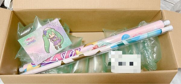 ラブアンドベリー 初音ミク B2タペストリー セット