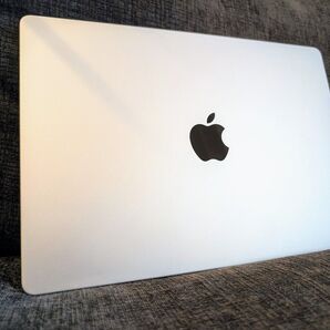 【美品】MacBook Pro 14インチ M2 Pro 2023 付属品完備