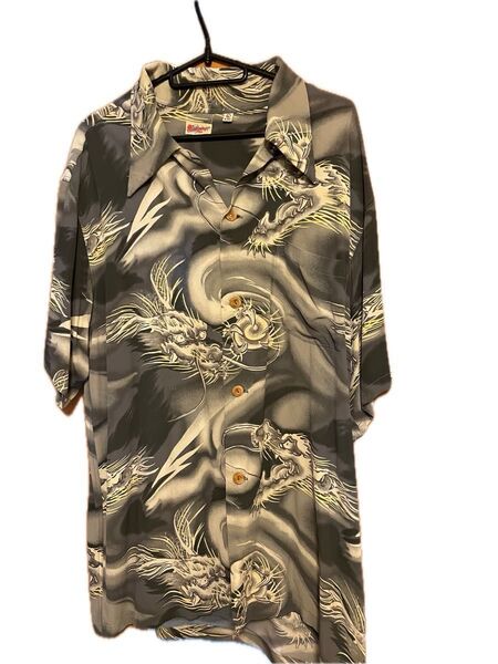 訳ありダメージ品 サンサーフ東洋エンタープライズ龍柄アロハシャツ グレー系 墨黒 サイズL