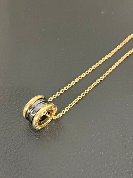 BVLGARI ブルガリ ネックレス ビーゼロワン k18 750 セラミック ペンダント アクセサリー ジュエリー