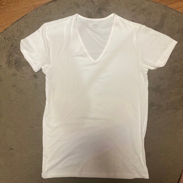 ユニクロ AIRism エアリズム VネックTシャツ メンズ S ホワイト