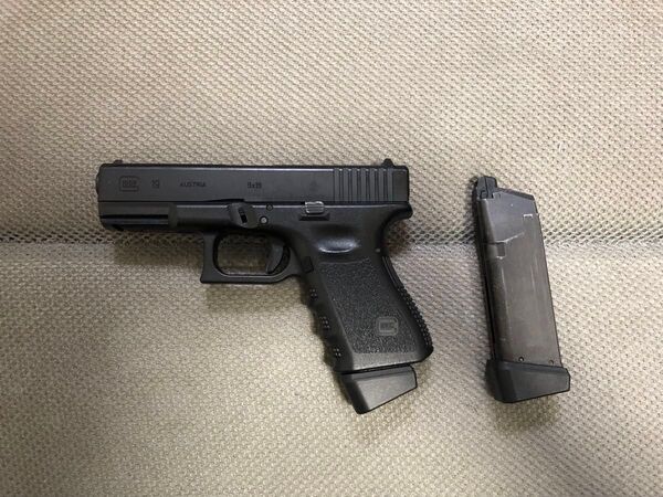 東京マルイ製 GLOCK 19ガスガン、Gen3 東京マルイ ガスブローバック ガスガン