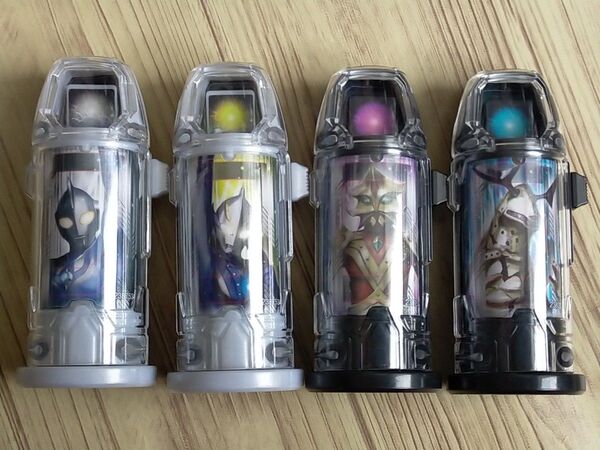 DXウルトラカプセル アクロスマッシャーセット DXジードライザー対応 ウルトラマンジード ウルトラカプセル ヒカリ コスモス