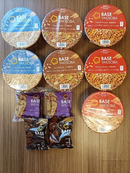 【BASE FOOD】ベースフード ベース焼きそば3種類、ベースブレッド レーズン、ココアクッキー