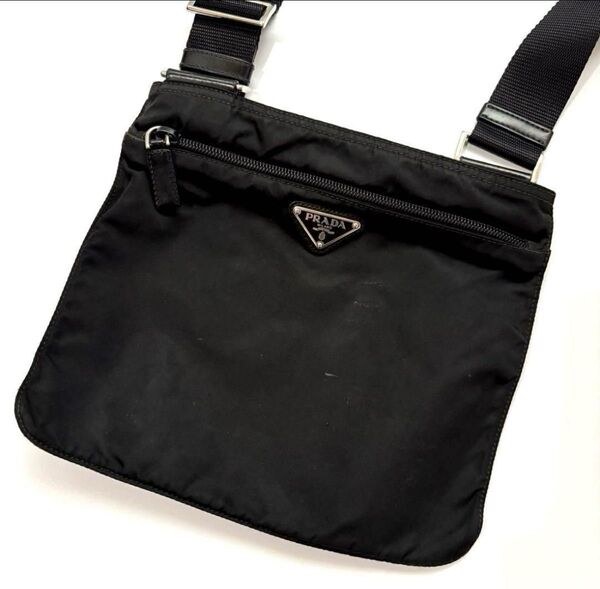 PRADA プラダ ナイロン ショルダーバッグ サコッシュ ブラック 三角ロゴ